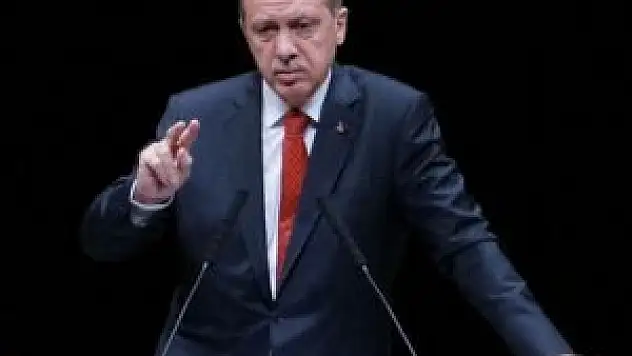 Erdoğan '3 dönem şartı'nda ısrarlı