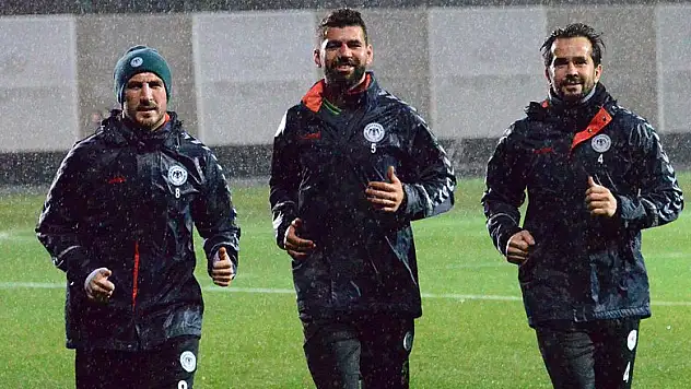 Kampın ilk gününde 13 futbolcu vardı