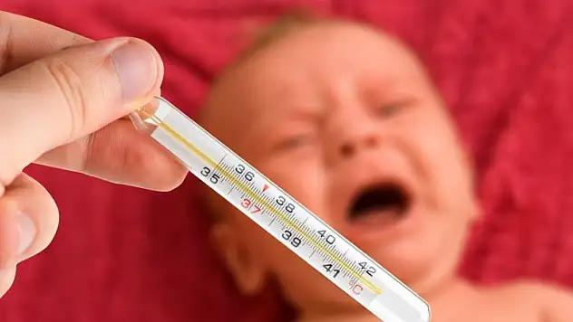 Çocuğunuzun Ateşi Düşmüyorsa Almanız Gereken 7 Önlem