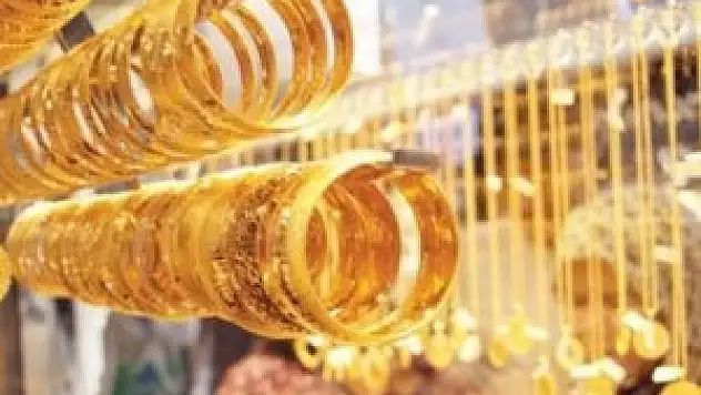 Altın 2014'e yükselişle başladı