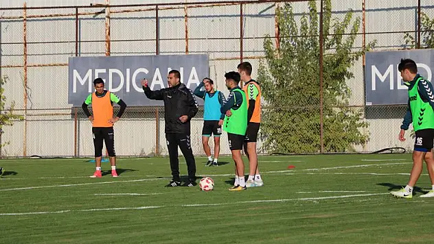 Anadolu Selçukspor, Antalya kampında