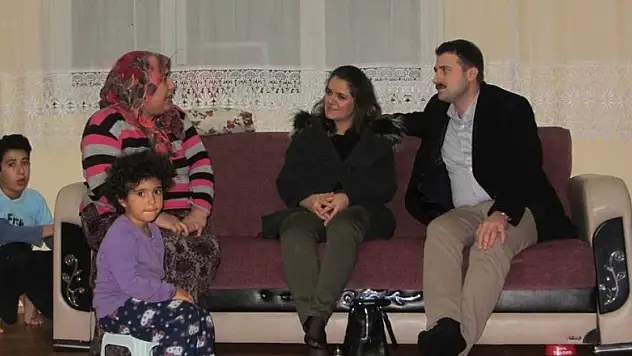Yunak Kaymakamı Cıdıroğlu vatandaşları ziyaret etti