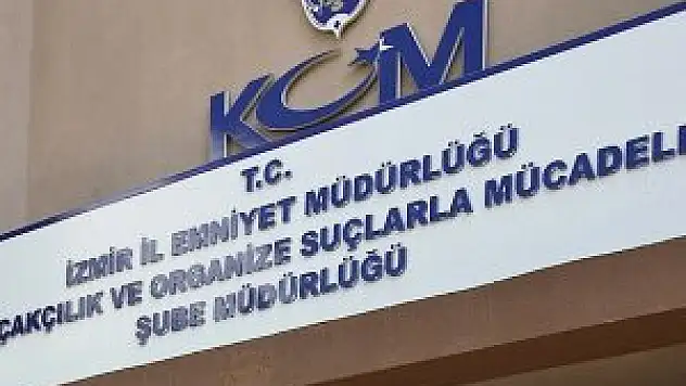 İzmir merkezli operasyonda 24 gözaltı