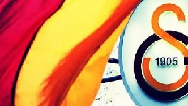 G.Saray'dan 4,5 yıllık imza