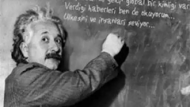 Bu Hapı İçen Einstein Olacak