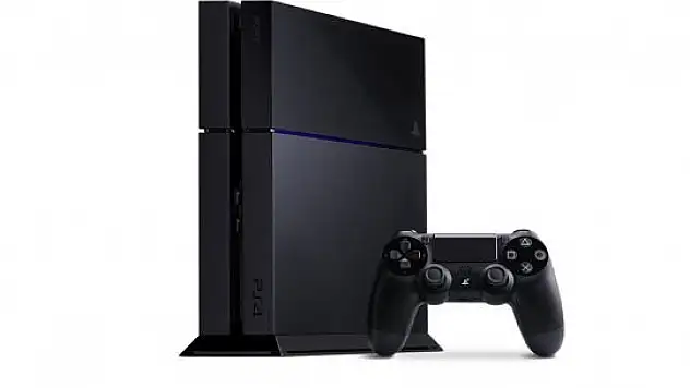Playstation 4, Xbox One'ı solladı