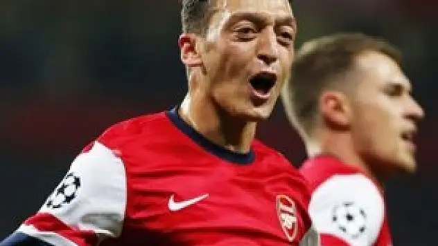 Mesut'a büyük onur! Alışkanlık oldu