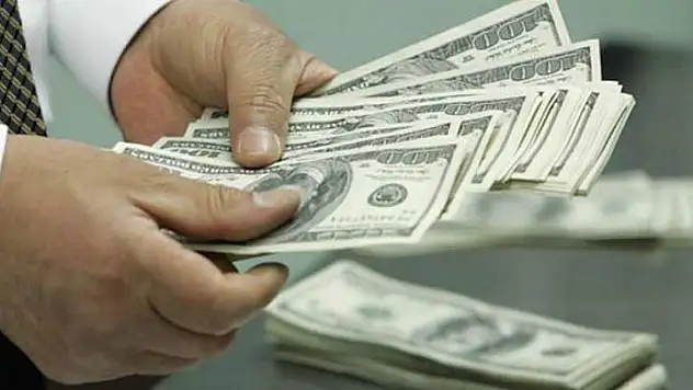 Döviz borcunun kurla artması 'kanun gücüyle' durdurulabilir