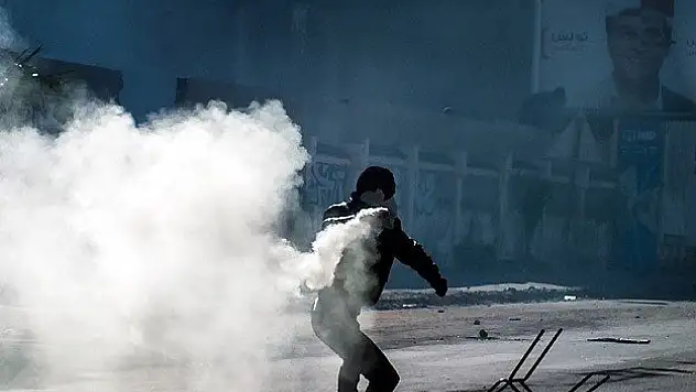 Tunus'ta vergi protestosu