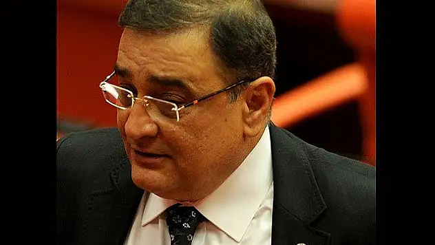 Aygün'ün yurt dışı yasağının kaldırılması istemine ret