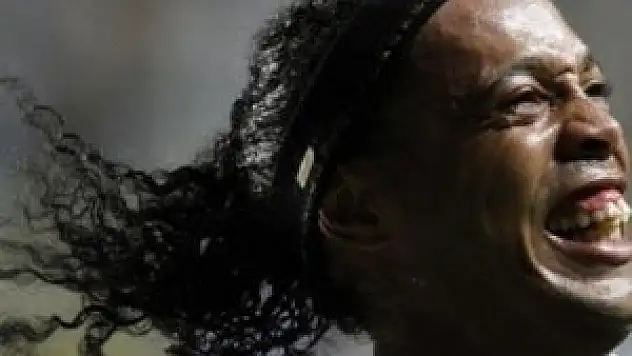 Beşiktaş'a Ronaldinho'dan soğuk duş
