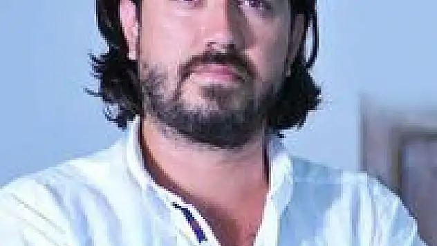 'Zaman' yetmedi, artık başrolde 'Hürriyet ' var