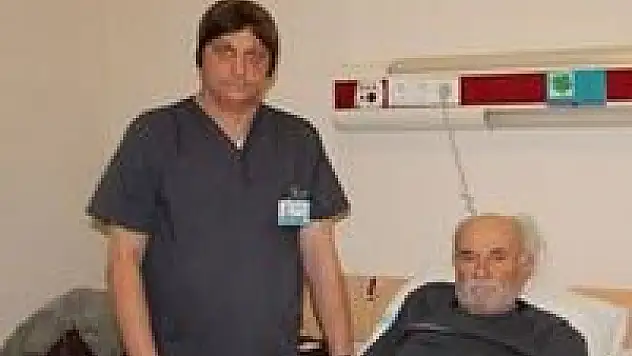 Damarından sigara çıktı