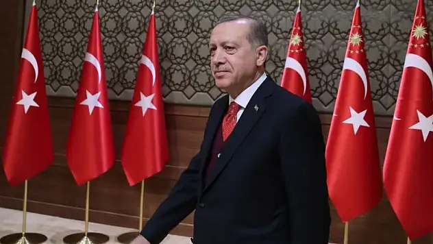Cumhurbaşkanı Erdoğan'dan flaş açıklama! Yardımcı Doçentlik unvanı kalkıyor!