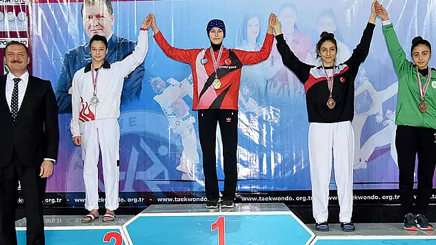 Konyalı sporcu Uysal, Türkiye üçüncüsü