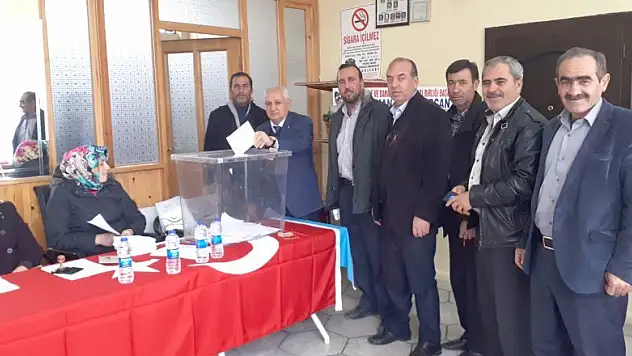 Altınekin Şoförler Odasında Sarıoğlu güven tazeledi