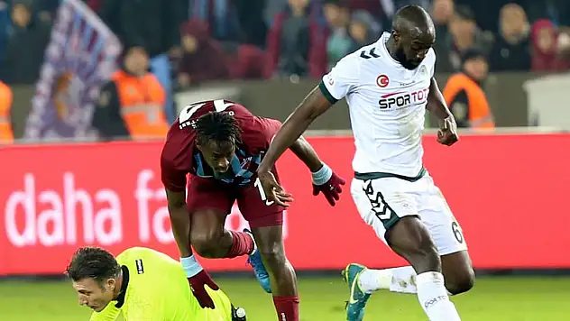 Konyaspor'da Yatabare ilk maçına çıktı