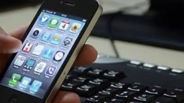 Akıllı telefonunuz suya düşerse bunları yapın!