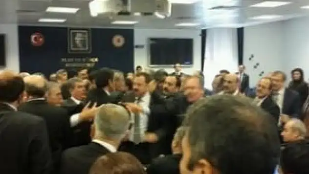 HSYK komisyonunda kavga çıktı!