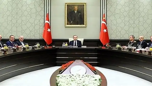 Ankara'da sıcak saatler! Kritik toplantı başladı!