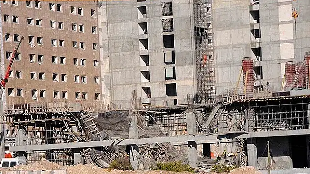 Olimpik köy inşaatında göçük