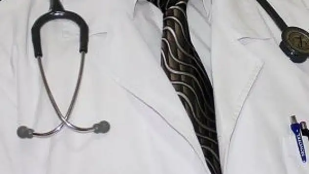 Hakaret ettiği doktor ilk müdahaleyi yaptı