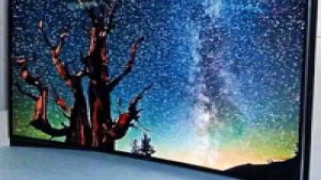 TV'lerin ekranına kavis geldi