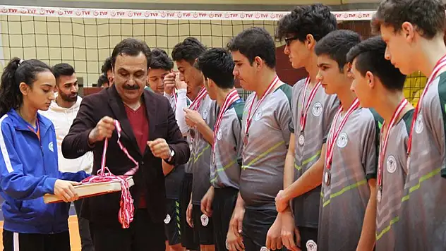 Şampiyonlar kupasına kavuştu