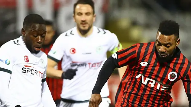 Moke, stopere geçti