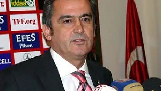 Eski MHK başkanı Çulcu: İstifa etmeli