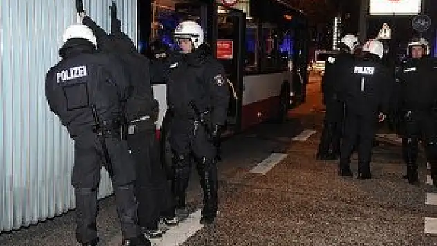 Hamburg'da ''tehlikeli bölge'' uygulaması kaldırıldı