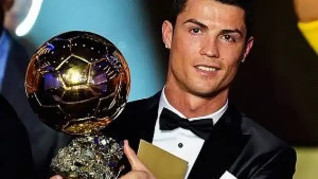 Yılın futbolcusu Ronaldo