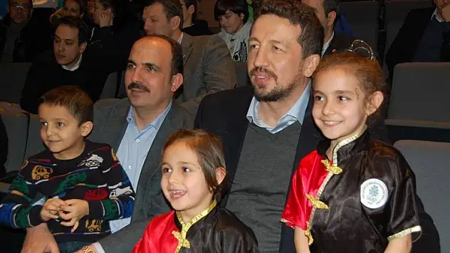 Hidayet Türkoğlu Konyalı spor sevenlerle bir araya geldi