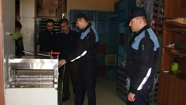 Karatay zabıtası fırınları denetledi
