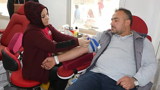 Karatay Belediyesi çalışanlarından kan bağışı seferberliği