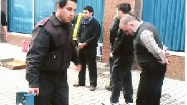 Akşehir İtfaiyesi yangına müdahale eğitimlerini sürdürüyor