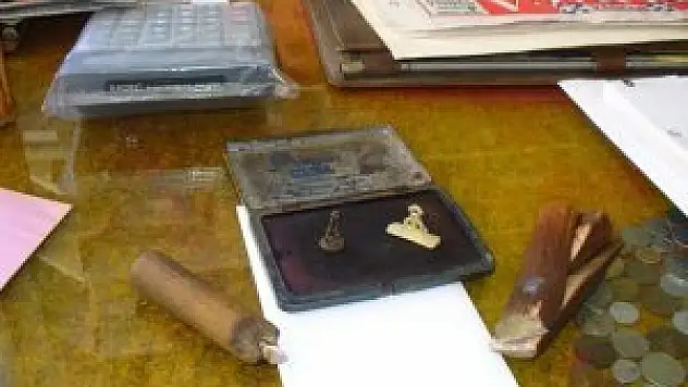 'Tunç mühür kullanan kalmadı'