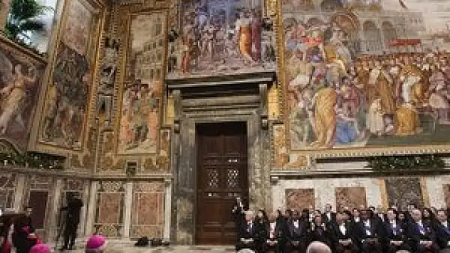 Vatikan tarihinde bir ilk