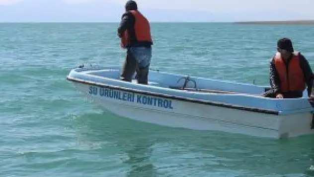 Beyşehir Gölü'nde bir yılda kaçak ava ceza