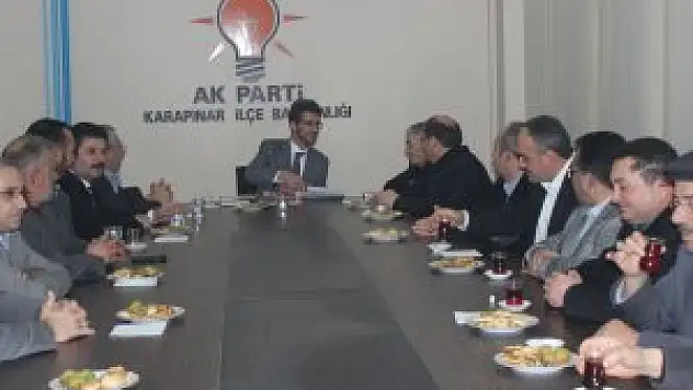 AK Parti Karapınar İlçe Teşkilatı yeni binasına taşındı