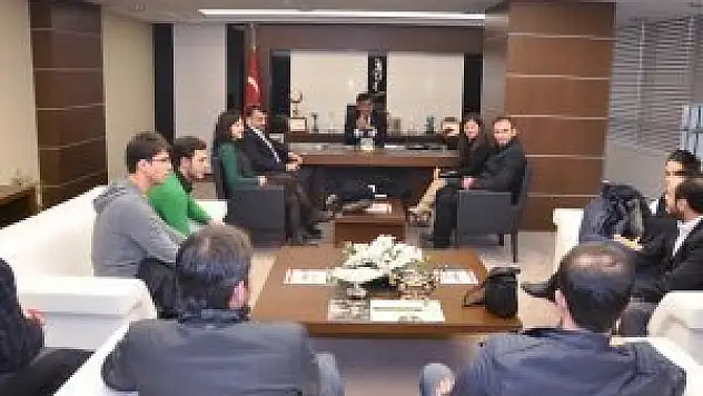 Tiyatrocu adaylarından Başkan Kalaycı'ya ziyaret