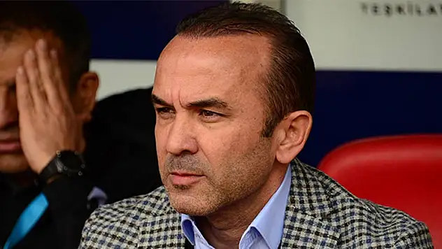 Mehmet Özdilek'ten hakeme sert tepki!