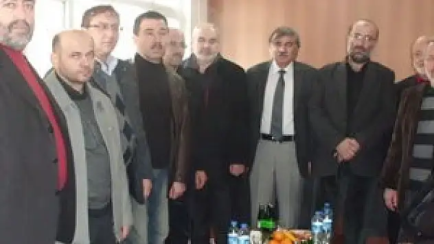 Sivil toplum kuruluşlarından İHH'ya destek