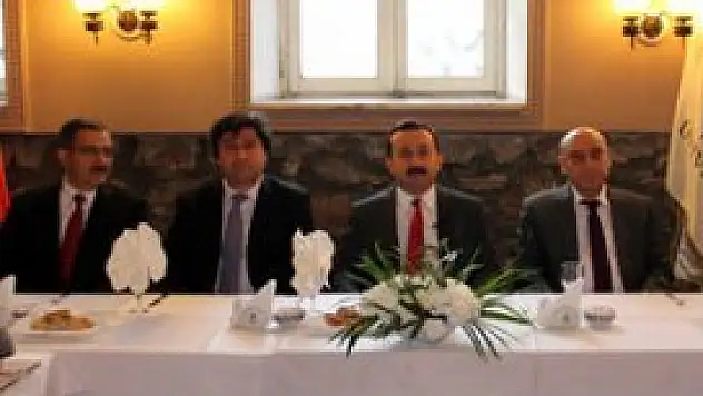 Selçuk, ilk 500 yolunda ilerliyor