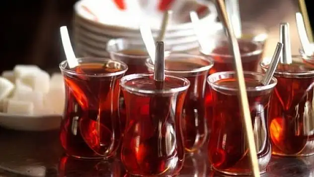 Çayı böyle içiyorsanız dikkat!
