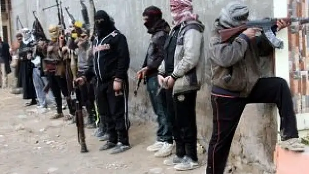 IŞİD sınır kapısına yöneldi