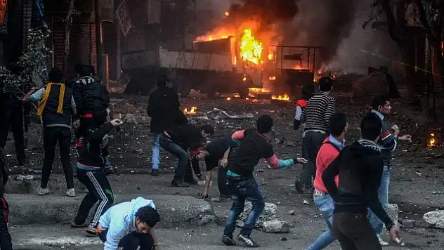 Mısır'daki cuma gösterilerinde 4 kişi öldü