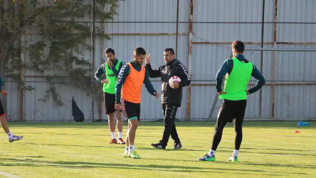 Anadolu Selçukspor, Maraş'a bileniyor