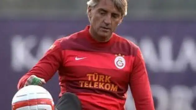 'Defans bloğuna belki bir tecrübeli isim alabiliriz'