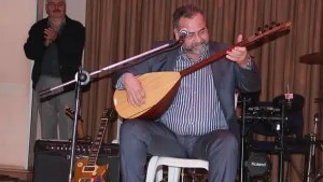 CHP Milletvekili Çandar Seydişehir'de konser verdi